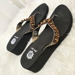 Yellow Box Steffie Flip Flop Sandals Women’s Size 9